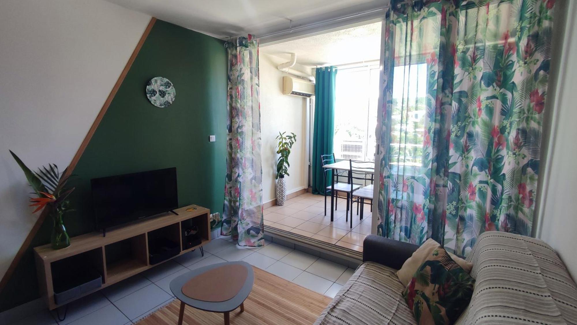Apartamento Les Franciseas Saint-Gilles-les-Bains Exterior foto